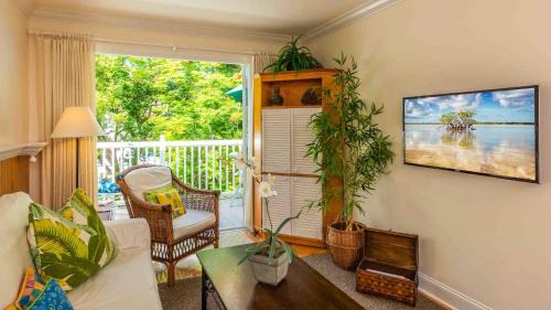 Truman Annex Apartamento | La Petite Penthouse by Last Key Realty