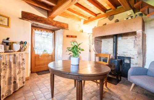 Hurigny Apartamento | La Petite Tour du Château de Salornay