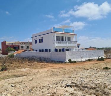 Sidi Rahal Villa | La petite villa avec piscine pieds dans l'eau