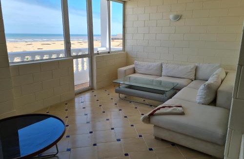 Sidi Rahal Villa | La petite villa avec piscine pieds dans l'eau