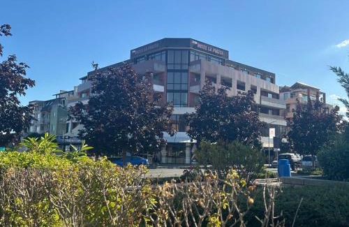 Primorsko Apartamento | La Piazza Primorsko Rooms & Apartments