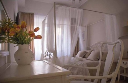 Nomentano Cama Y Desayuno | la piazzetta delle regine