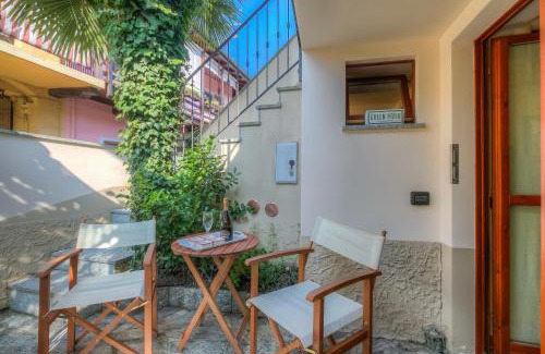 Meina Casa | La Piccola Casa Dell'Uva Fragola - Happy Rentals