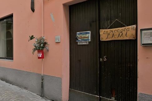 Intra Apartamento | La piccola Lami