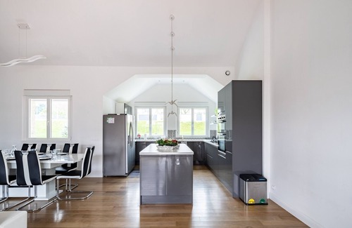 Parthenay Casa | La Pierre à Lou - Charmante maison avec piscine