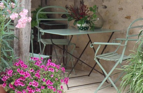 Luynes Casa | La Pierre qui Parle
