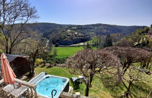 Lacave Casa | Una acogedora casita con jacuzzi en Dordogne cerca de Rocamadour
