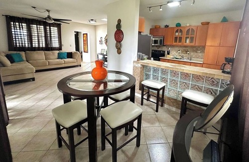 Tierras Nuevas Saliente Casa | La Playa House "Airbnb" in Manati