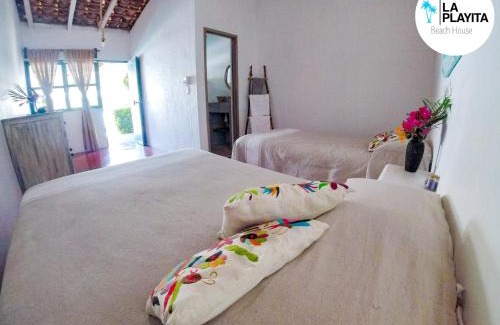 Santa María Casa | La Playita Beach House