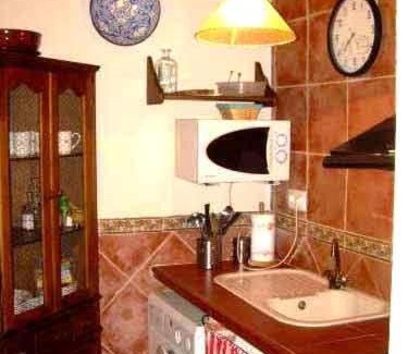 Navalguijo Casa | La Plazuela