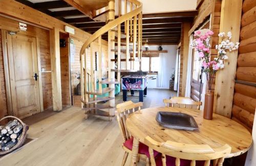 The Ardennes Casa | La Pomme de Pin