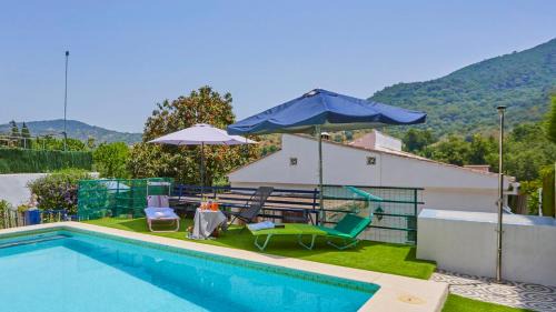 Benaocaz Casa | La Ponderosa El Bosque by Ruralidays