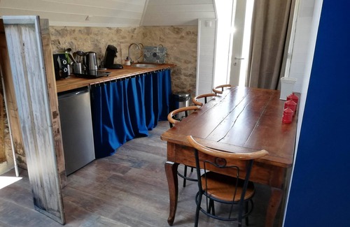Tour-de-Faure Otro | Air-conditioned gîte "La Popià" 2 kms from Saint Cirq Lapopie