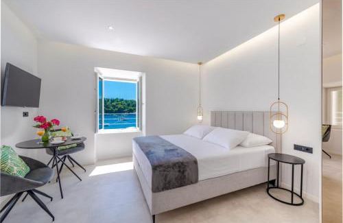 Cavtat Old Town Apartamento | La Porta 1, seaview apartment in the center