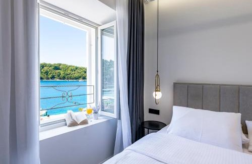 Cavtat Old Town Apartamento | La Porta 2, seaview apartment in the center
