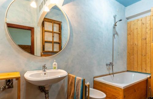 Foiano della Chiana Apartamento | la porta di destra