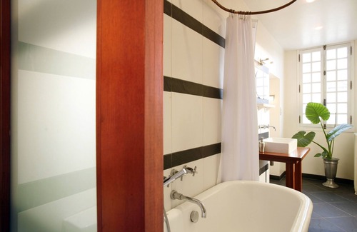 Saintes Casa | La Porte Rouge - The Red Door Inn Chambres d'Hotes