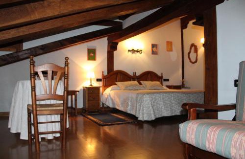 Vinon Casa | La Posada de Viñón - Casa Reda