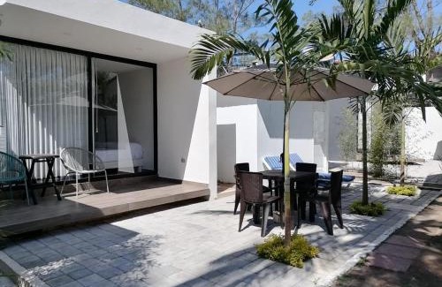 Tuxpan Villa | La Prieta Bungalo 2, beachfront, Tukali