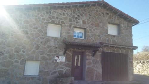 Hoyos del Espino Casa | La Puente 9 de Gredos