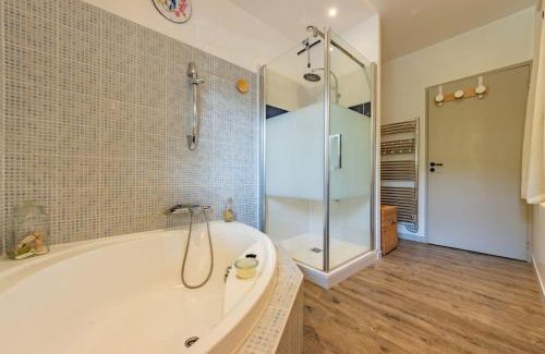 Moissac Apartamento | La Quiétude, maison paisible avec piscine