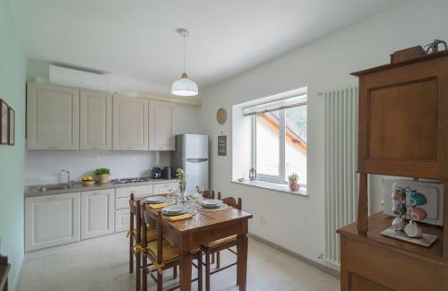 Laglio Apartamento | La Quiete with private Garden by Rent All Como