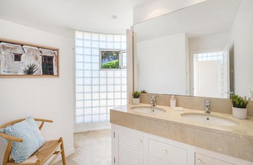Es Canutells Villa | La Quinta by Menorca Vacations