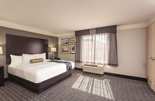 Stevenson Ranch Hotel | La Quinta by Wyndham Santa Clarita - Valencia
