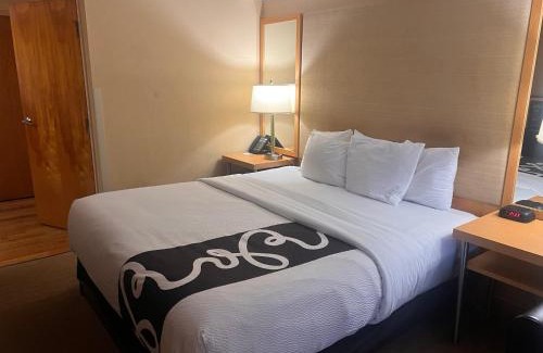 West Palm Beach Hotel | La Quinta by Wyndham West Palm Beach Airport