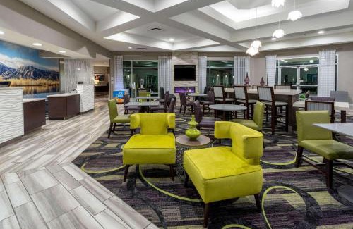 Louisville Hotel | La Quinta by Wyndham Denver Boulder - Louisville