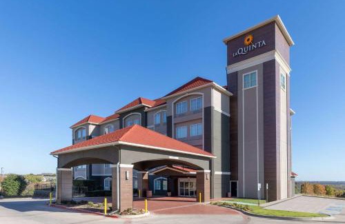 Fort Worth Hotel | La Quinta by Wyndham Fort Worth - Lake Worth