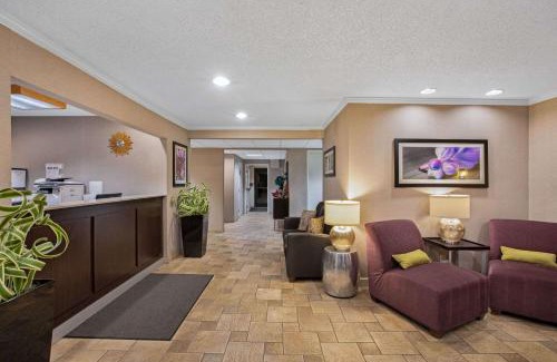 North Little Rock Hotel | La Quinta by Wyndham N Little Rock - McCain Mall