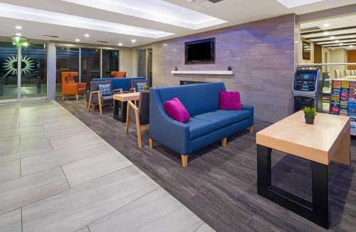 Santa Ana Hotel | La Quinta by Wyndham Orange County Airport