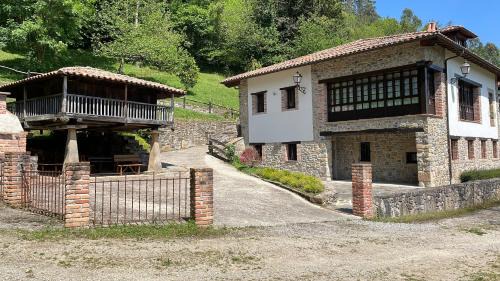 Municipio de Cabranes Chalet De Esquí | LA QUINTA DE PUELLES