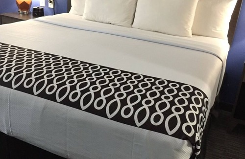 Schertz Hotel | La Quinta Inn and Suites by Wyndham Schertz-San Antonio-Selma