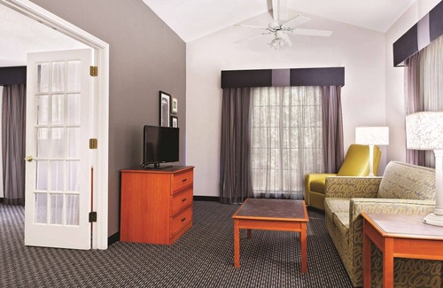Champaign Hotel | La Quinta Inn by Wyndham Champaign
