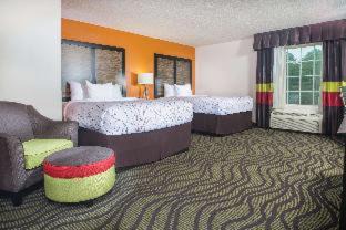 Calhoun Hotel | La Quinta Inn by Wyndham Calhoun South I-75