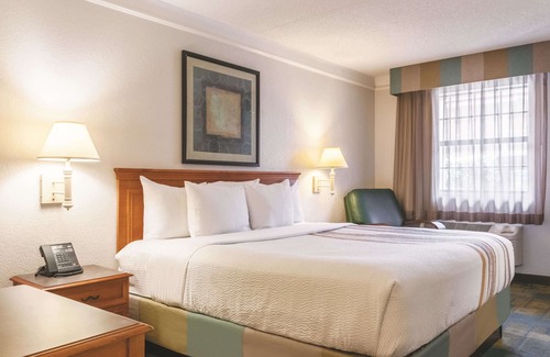 Terrytown Hotel | La Quinta Inn by Wyndham New Orleans West Bank / Gretna