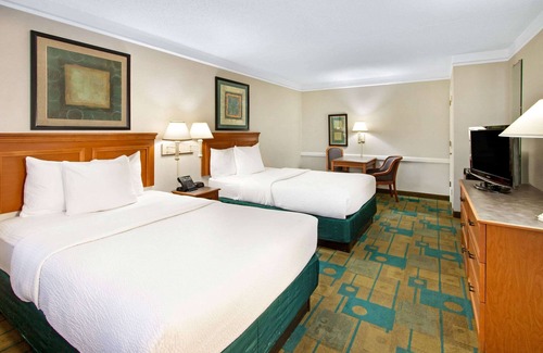 Albuquerque Hotel | La Quinta Inn by Wyndham Albuquerque Airport