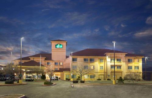 Northeast Heights Hotel | La Quinta Inn & Suites by Wyndham Albuquerque Midtown