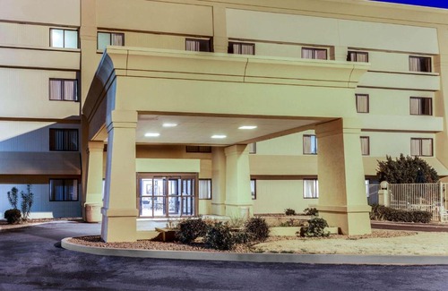 Las Cruces Hotel | La Quinta Inn & Suites by Wyndham Las Cruces Organ Mountain