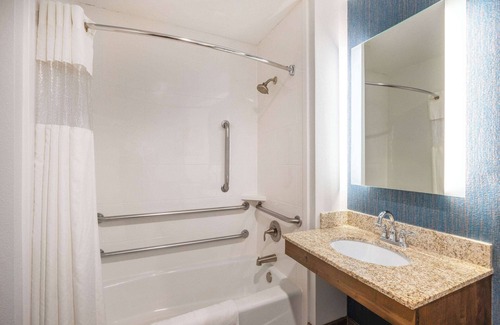 St. George Hotel | La Quinta Inn & Suites by Wyndham St. George