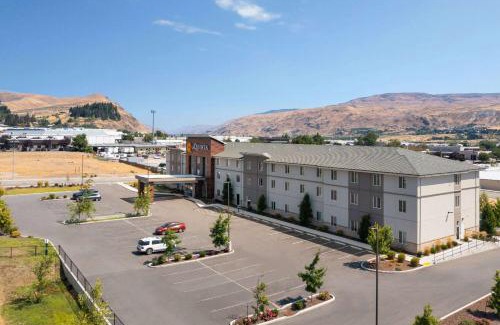 Sunnyslope Hotel | La Quinta Inn & Suites by Wyndham Wenatchee