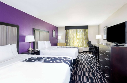 Fairfield Hotel | La Quinta Inn & Suites by Wyndham Fairfield - Napa Valley