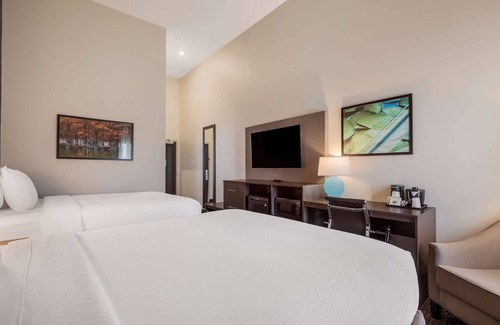Sulphur Hotel | La Quinta Inn & Suites by Wyndham Sulphur (Lake Charles)