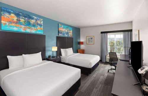 McNeil Hotel | La Quinta Inn & Suites by Wyndham Austin NW/Lakeline Mall