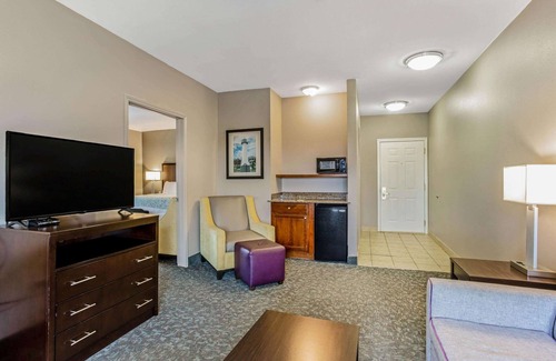 Biloxi Hotel | La Quinta Inn & Suites by Wyndham Biloxi