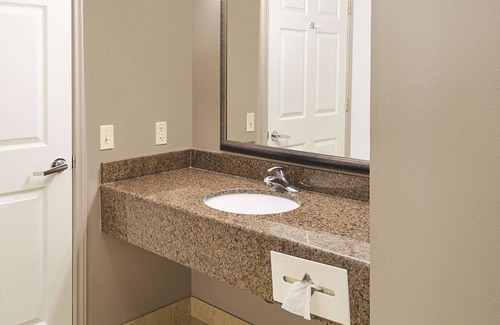 Biloxi Hotel | La Quinta Inn & Suites by Wyndham Biloxi