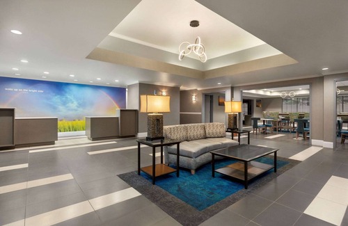 Dublin Hotel | La Quinta Inn & Suites by Wyndham Dublin