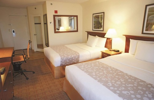 Stamford Hotel | La Quinta Inn & Suites by Wyndham Stamford / New York City
